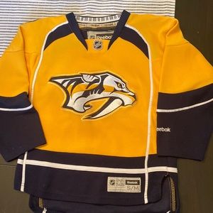 Nashville Predators Jersey, Youth S/M